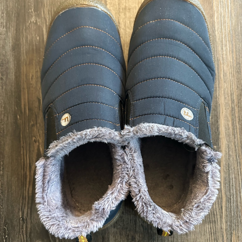 Jackshibo Men’s Waterproof Shoes